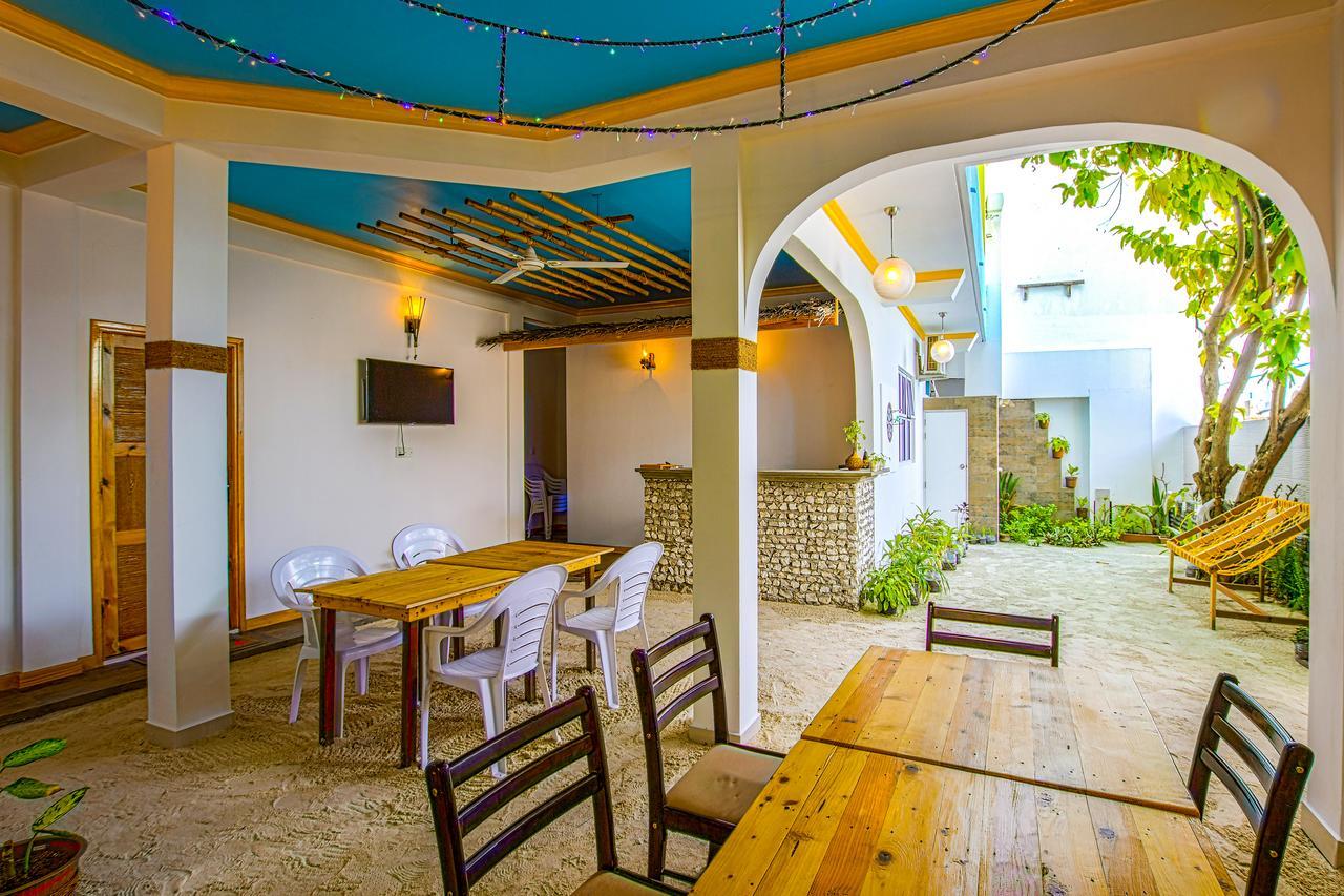 Select Village Maafushi Εξωτερικό φωτογραφία