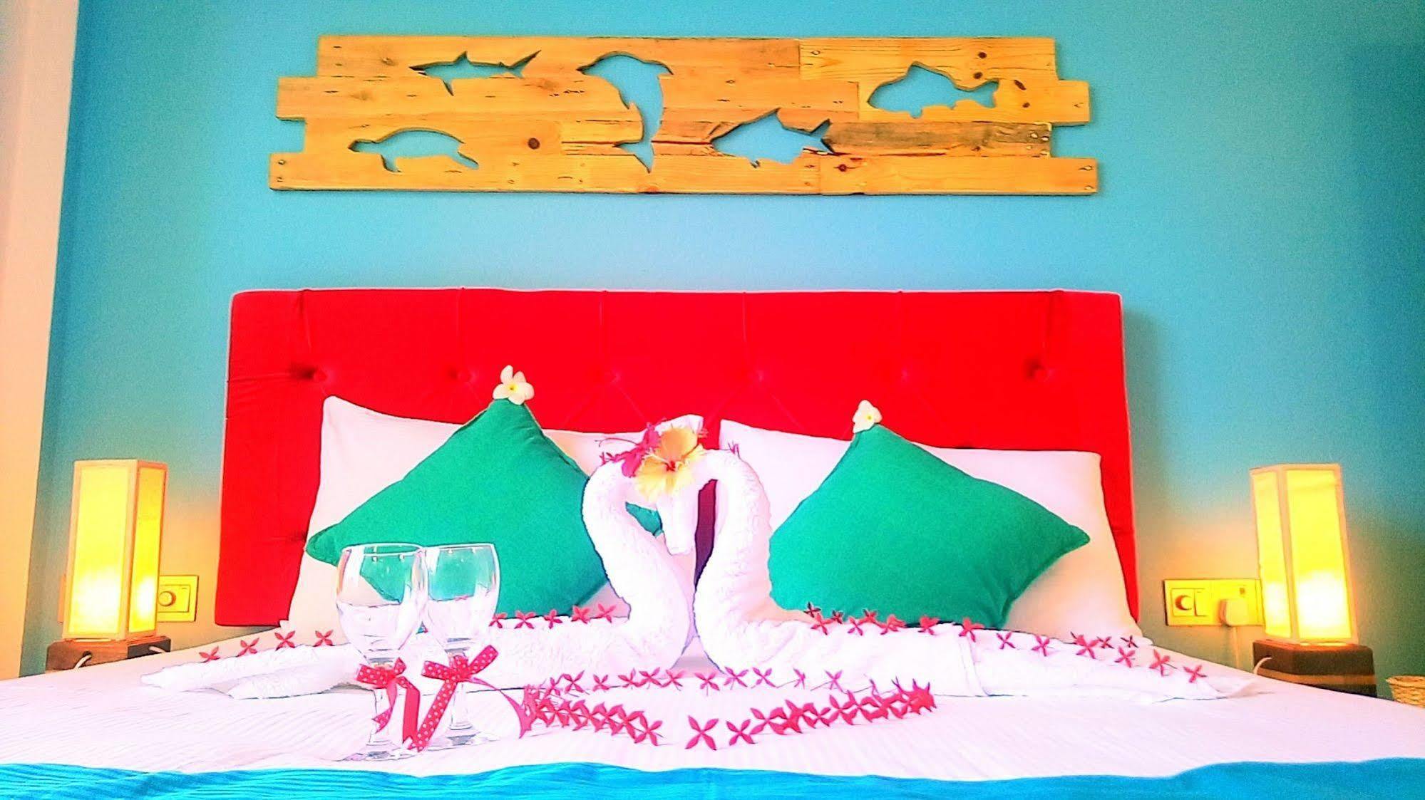 Select Village Maafushi Εξωτερικό φωτογραφία